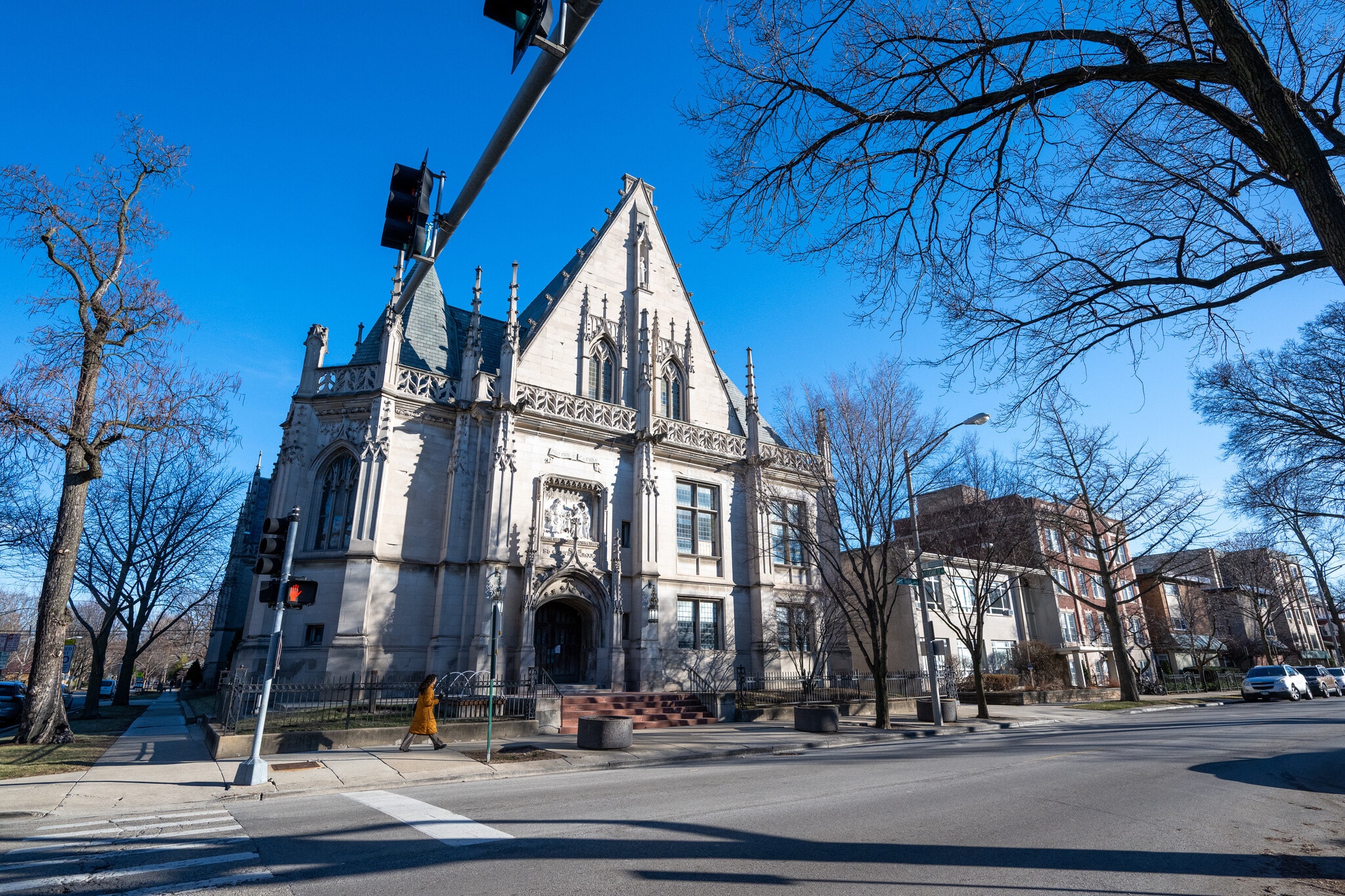 200 S Oak Park Ave, Oak Park, IL for sale Primary Photo- Image 1 of 15