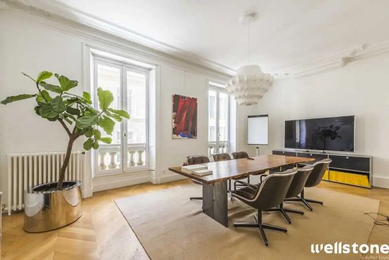 6 Rue Roquépine, Paris à vendre - Photo du bâtiment - Image 3 de 13