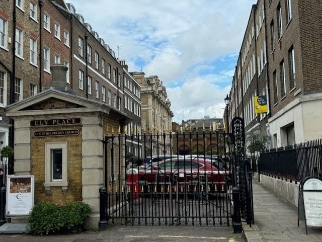 34 Ely Pl, Londres à louer - Photo du bâtiment - Image 2 de 18