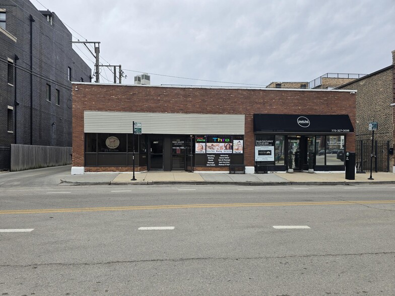2752 N Southport Ave, Chicago, IL à louer - Photo du bâtiment - Image 1 de 8