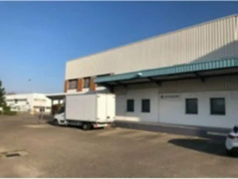 Industrial in Vénissieux for lease - Building Photo - Image 2 of 2