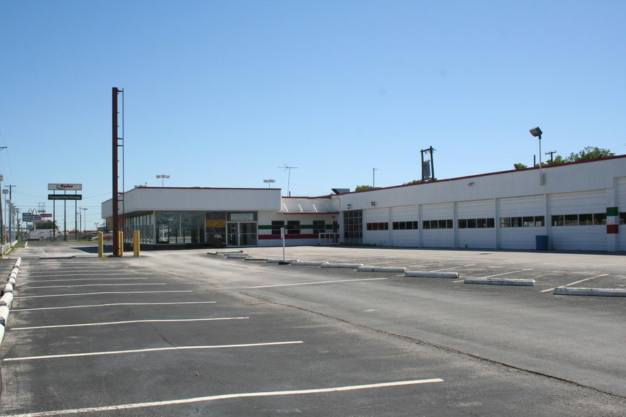 4500 South Fwy, Fort Worth, TX for sale - Building Photo - Image 2 of 7