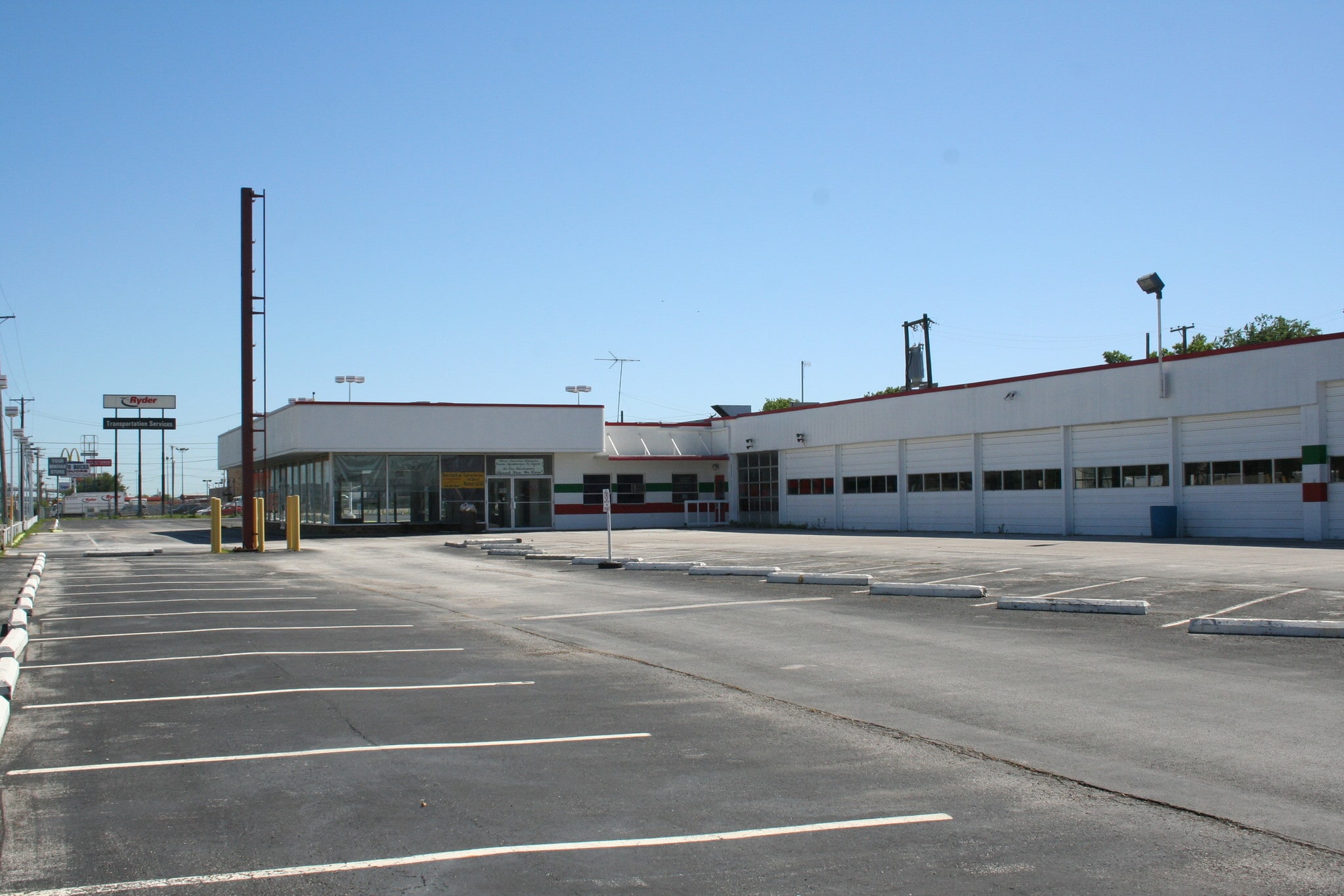 4500 South Fwy, Fort Worth, TX for lease Primary Photo- Image 1 of 7