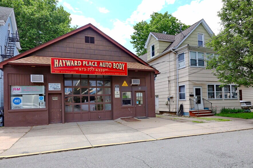 106 Hayward Pl, Wallington, NJ à vendre - Photo du bâtiment - Image 1 de 4