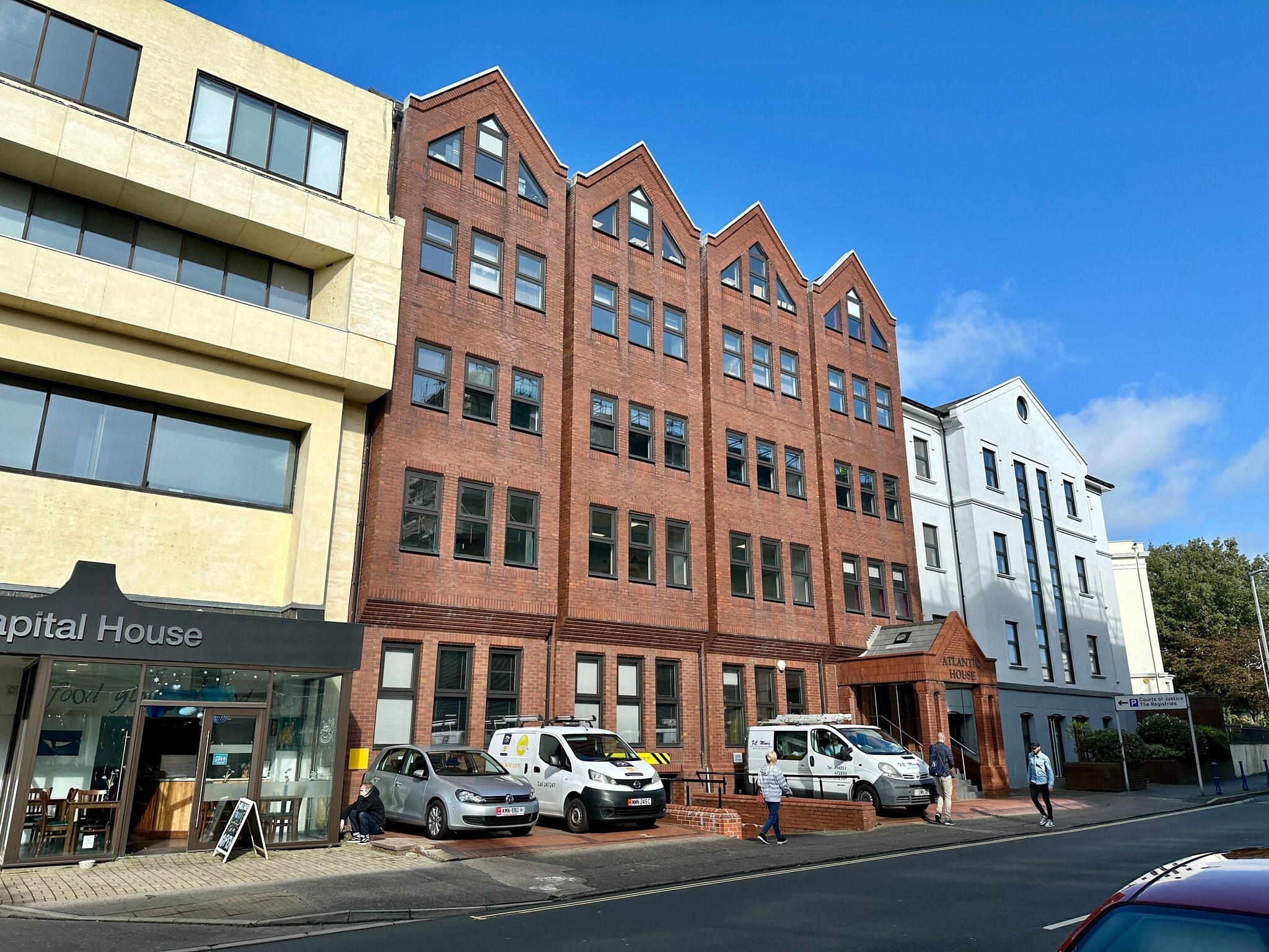 Circular Rd, Isle Of Man for lease Building Photo- Image 1 of 2