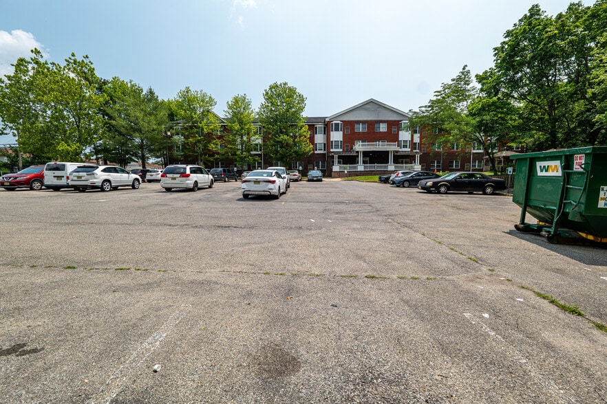 144 John St, Lakewood, NJ à vendre - Photo du bâtiment - Image 3 de 32