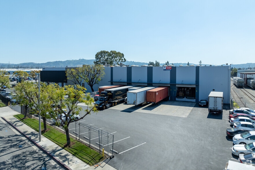 15736 E Valley Blvd, City of Industry, CA for lease - Building Photo - Image 3 of 12