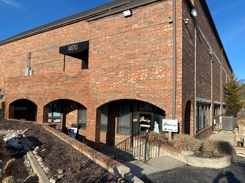 1620 Country Club Rd, Valparaiso, IN à louer - Photo du bâtiment - Image 2 de 18