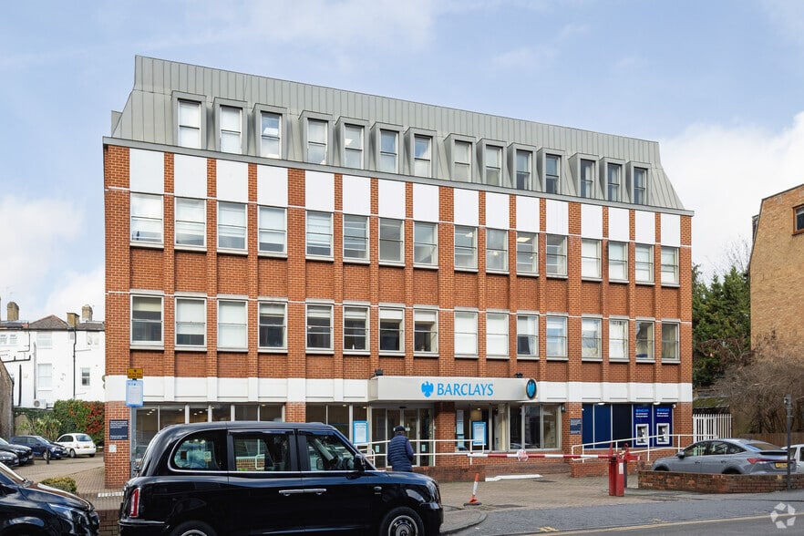 8 Alexandra Rd, London for lease - Building Photo - Image 2 of 2