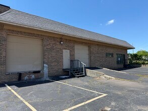 1705 Barcrest Dr, Memphis, TN for lease Building Photo- Image 1 of 9