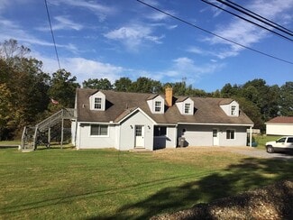 Plus de détails pour 147 Georgetown Rd, Beaver Falls, PA - Multi-résidentiel à vendre