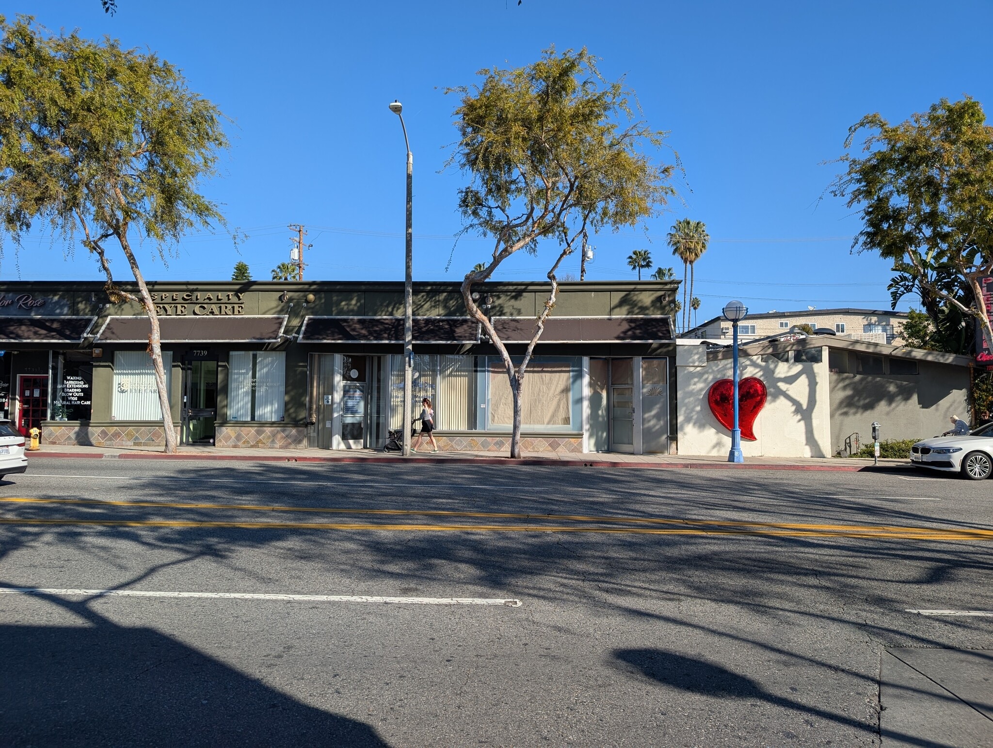 7735 Santa Monica Blvd, West Hollywood, CA for lease Primary Photo- Image 1 of 6