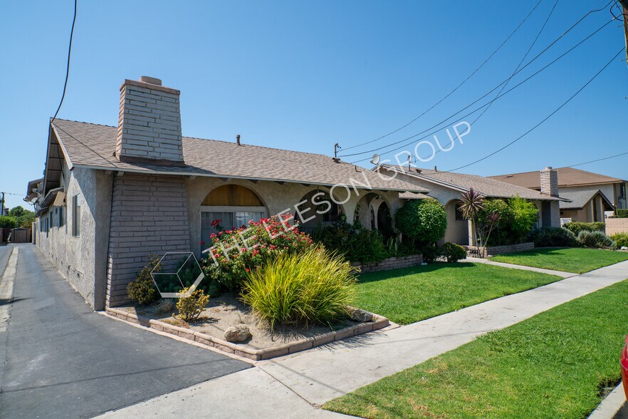 5941 Kingman Ave, Buena Park, CA à vendre - Photo du bâtiment - Image 2 de 14