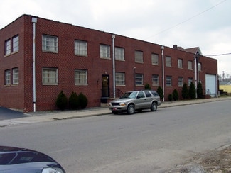 Plus de détails pour 416 Pittsburgh Cir, Ellwood City, PA - Industriel à vendre