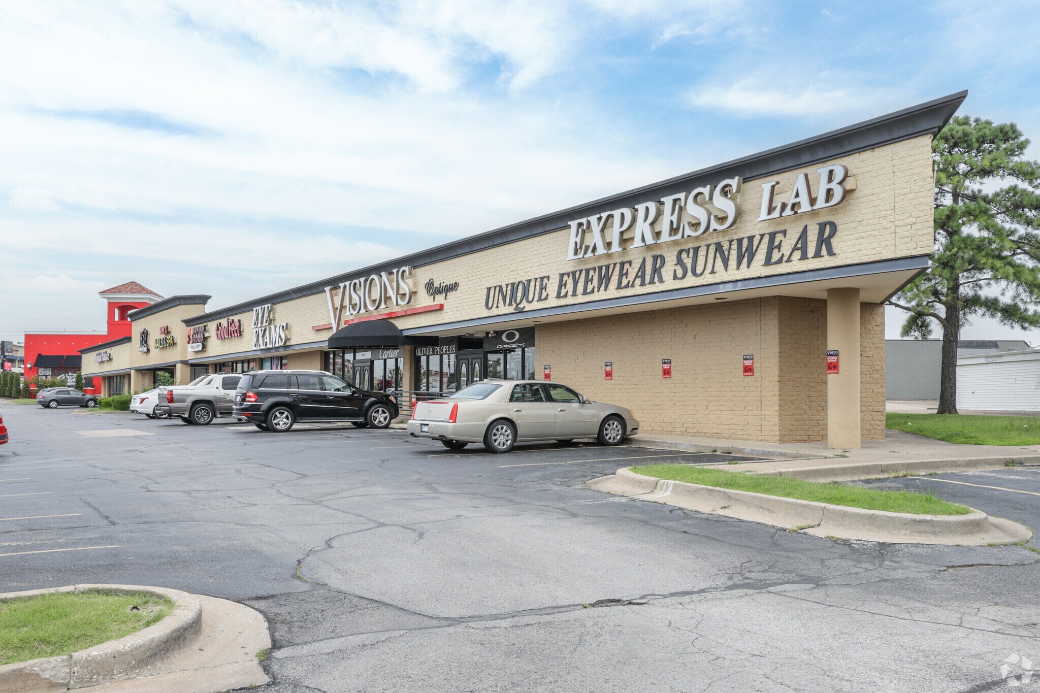 6837 S Memorial Dr, Tulsa, OK for lease Primary Photo- Image 1 of 3