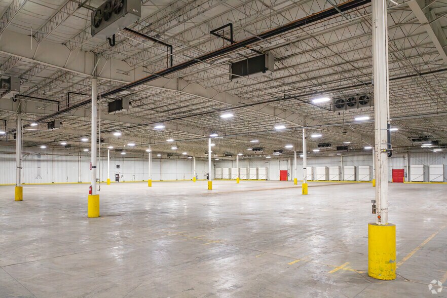 1455 E 62nd Ave, Denver, CO à vendre - Photo intérieure - Image 2 de 33