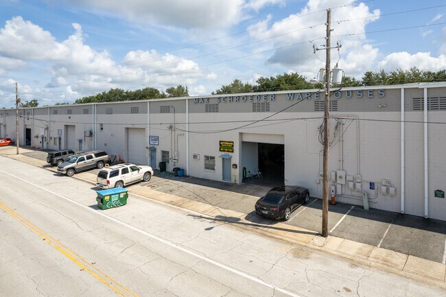 Plus de détails pour 1106-1128 Solana Ave, Winter Park, FL - Industriel à louer