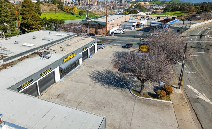 2425 Pacheco Blvd, Martinez, CA for sale - Building Photo - Image 2 of 7