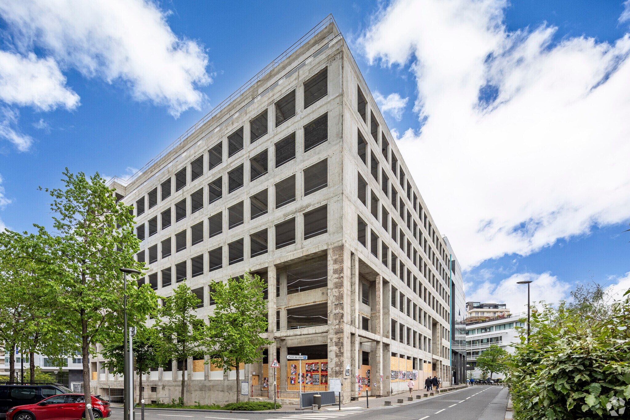 46 Place Abel Gance, Boulogne-Billancourt for lease Primary Photo- Image 1 of 3