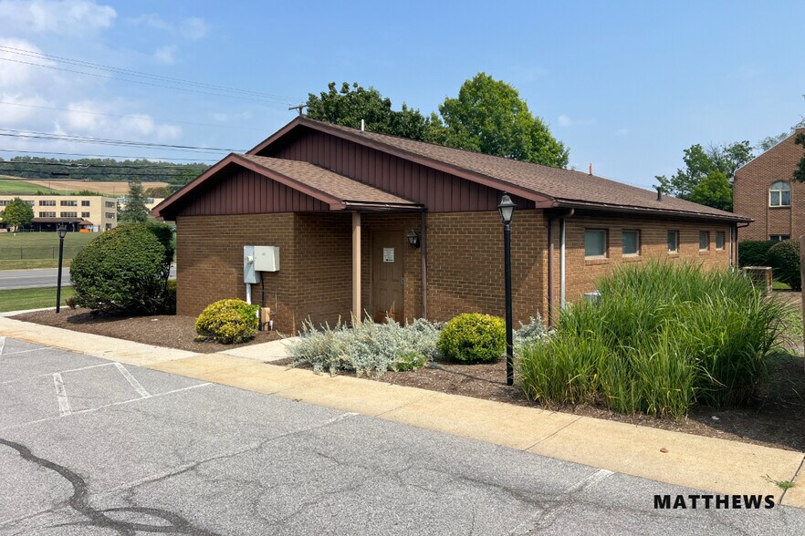 1798 Plank Rd, Duncansville, PA à louer - Photo du bâtiment - Image 2 de 5