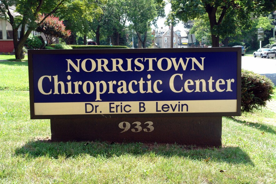 933 W Main St, Norristown, PA for sale - Building Photo - Image 3 of 37