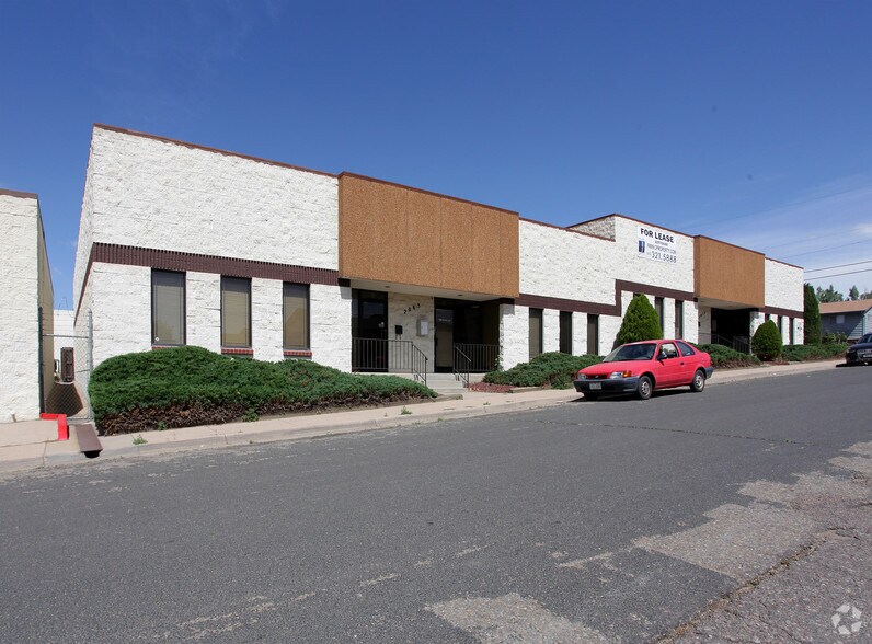 2055-2065 Raritan St, Denver, CO for lease - Building Photo - Image 2 of 3