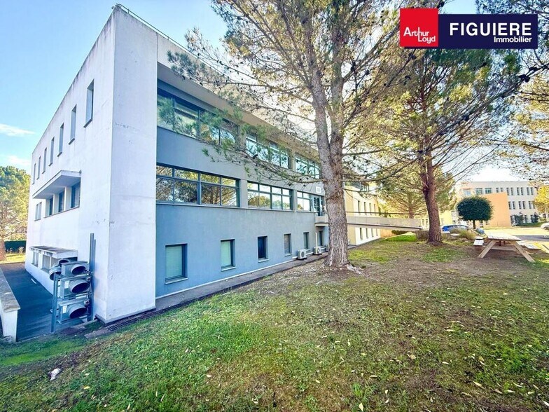 Bureau dans Aix-en-Provence à louer - Photo du bâtiment - Image 2 de 16