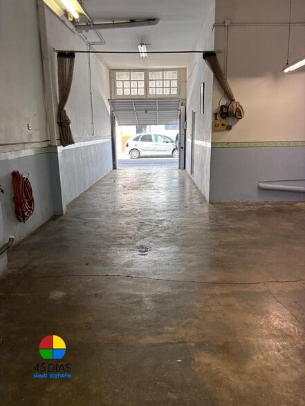 Retail in Cerdanyola del Vallès, Barcelona for lease - Interior Photo - Image 1 of 3