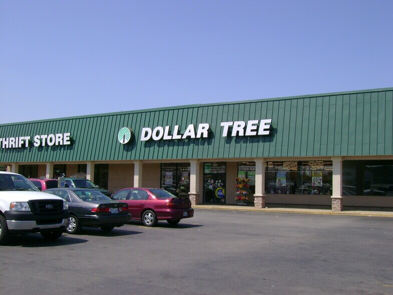 2200-3613 Bardstown Rd, Louisville, KY à louer - Photo du bâtiment - Image 1 de 7