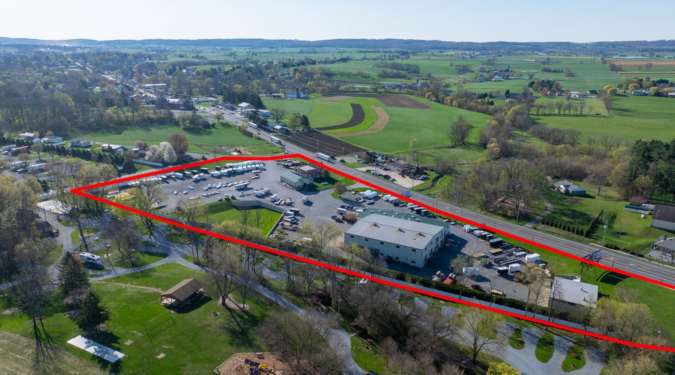 2969 Lincoln Hwy E, Gordonville, PA for lease - Building Photo - Image 2 of 28