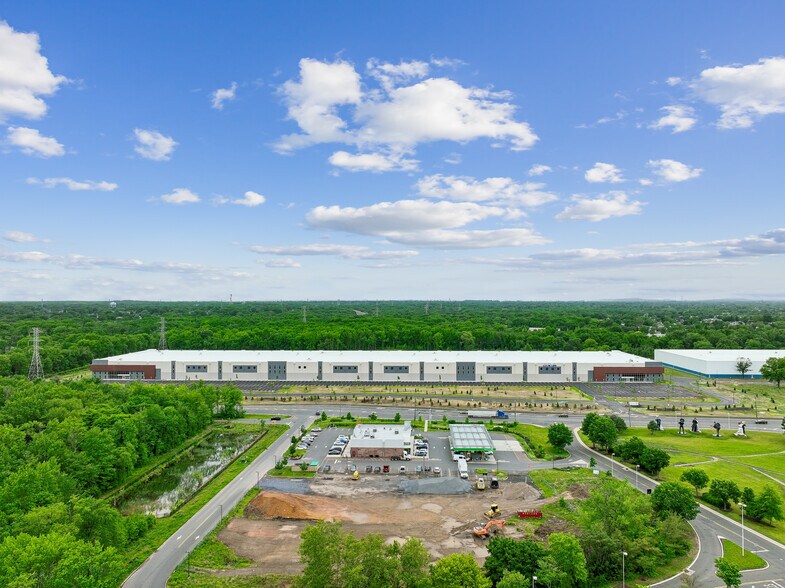 825 Sloan Ave, Hamilton, NJ à louer - Aérien - Image 2 de 10