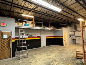 5250 Avery Rd, New Port Richey, FL for lease Interior Photo- Image 1 of 7