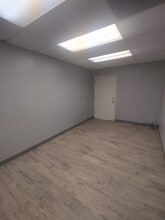 2945 Stone Hogan Connector Rd, Atlanta, GA à louer Photo intérieure- Image 2 de 2