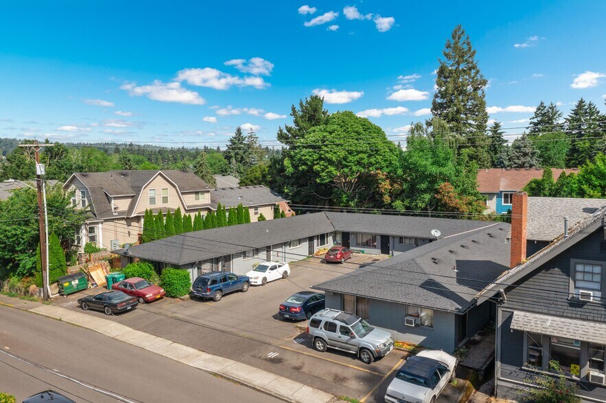 2507-2525 SE Monroe St, Portland, OR à vendre - Photo du bâtiment - Image 2 de 28