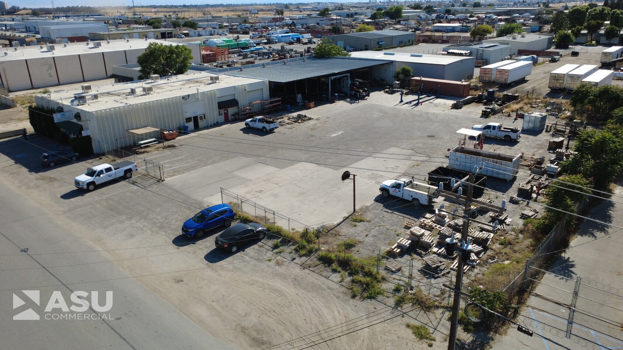 2901 Gibson St, Bakersfield, CA for lease Building Photo- Image 1 of 19