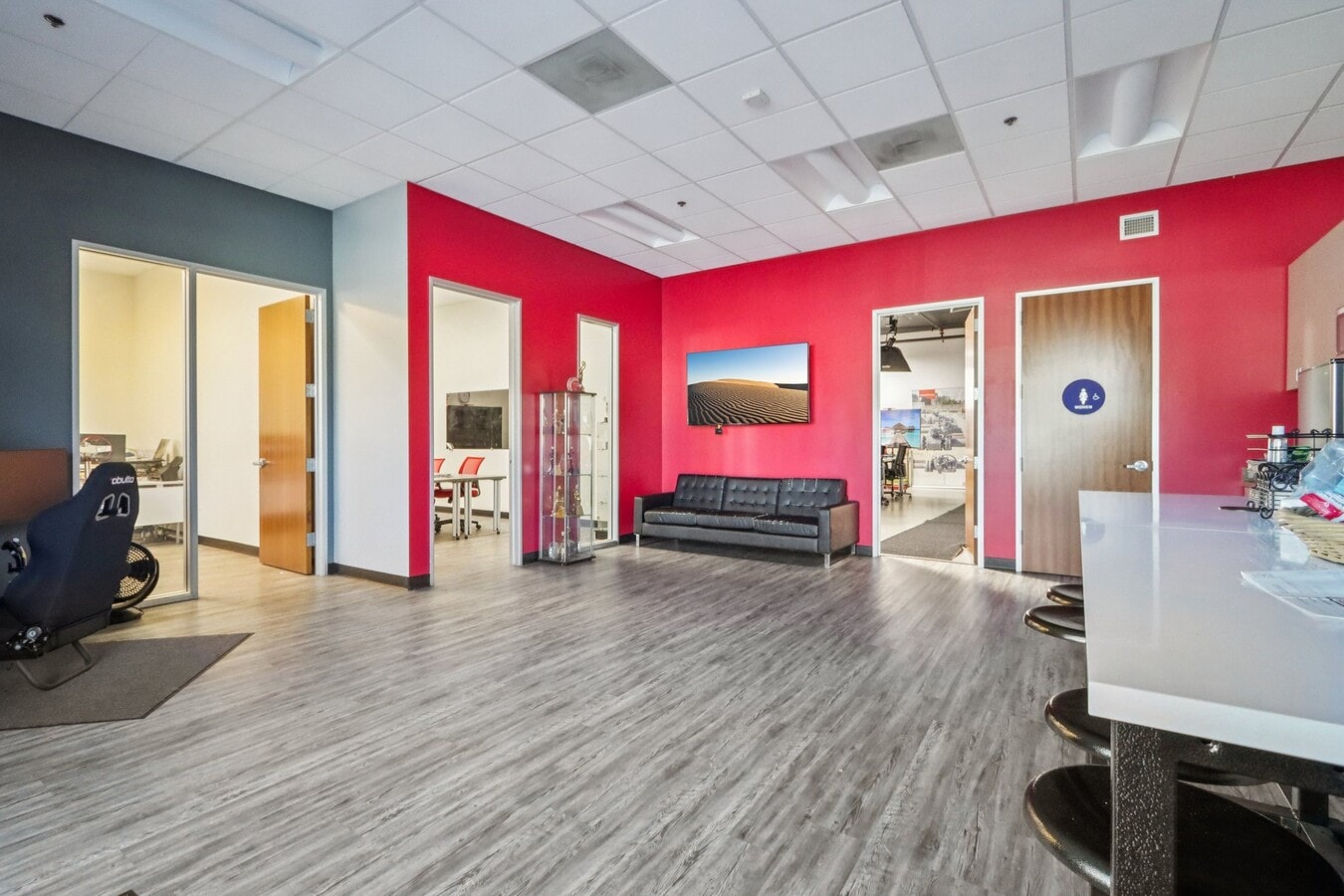 16782 Von Karman Ave, Irvine, CA 92606 - Unité 16 - - Photo intérieure - Image 2 of 5