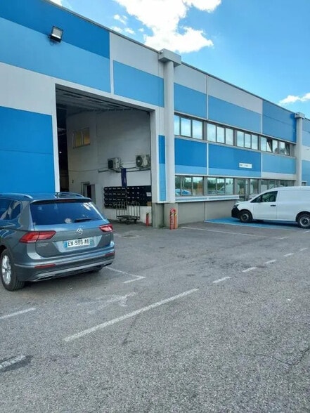 49 Boulevard De L'Europe, Vitrolles for lease - Building Photo - Image 1 of 1