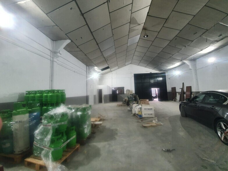 Calle Rafael Beca Mateos, Sevilla, Sevilla à louer - Photo du bâtiment - Image 2 de 7