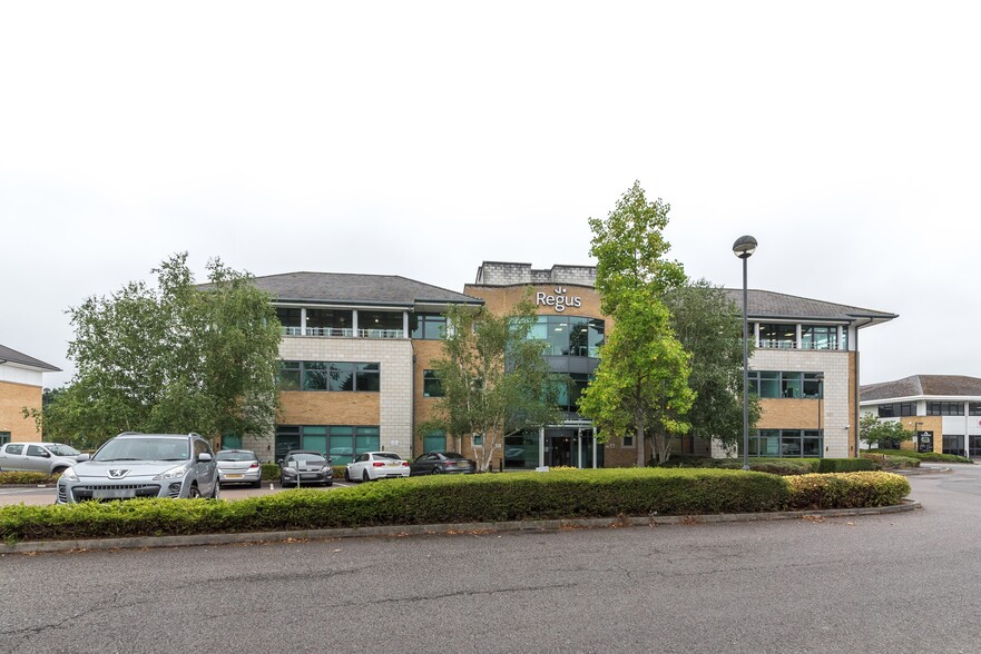 Lyon Way, Frimley à louer - Photo du bâtiment - Image 1 de 1