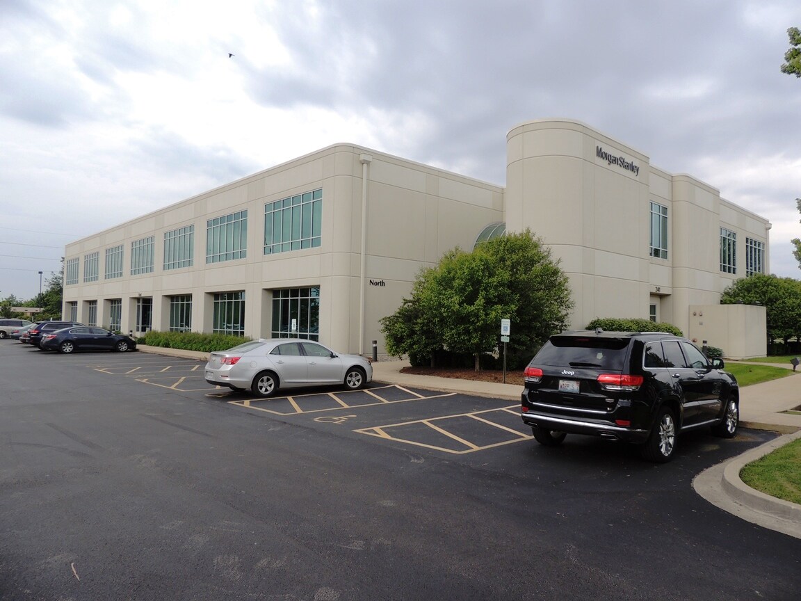 241 W Weaver Rd, Forsyth, IL à louer Photo principale- Image 1 de 12