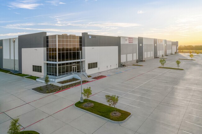 Plus de détails pour 13410 Hwy 114, Justin, TX - Industriel à louer