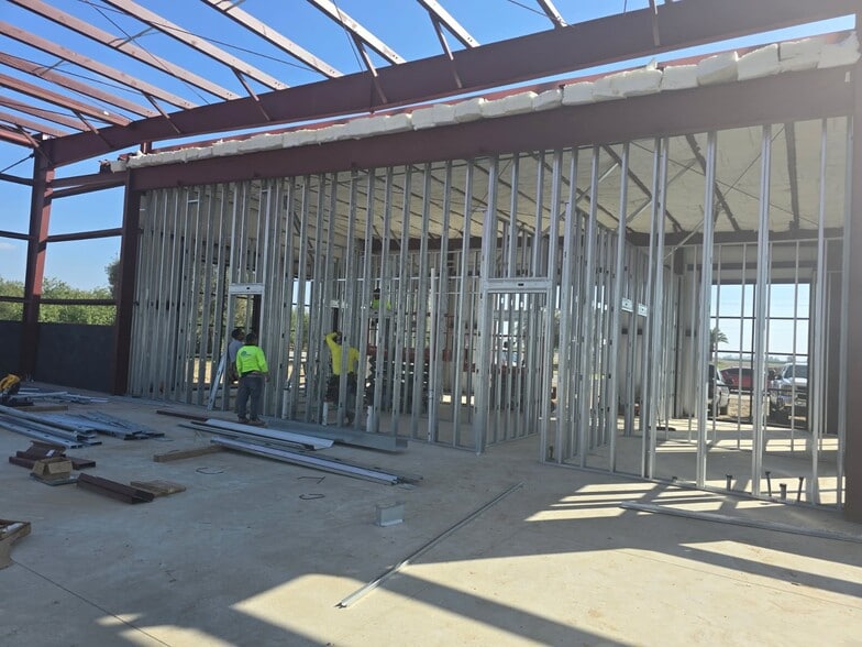 31242 Shelby Ln, Shafter, CA à louer - Photo du bâtiment - Image 2 de 3