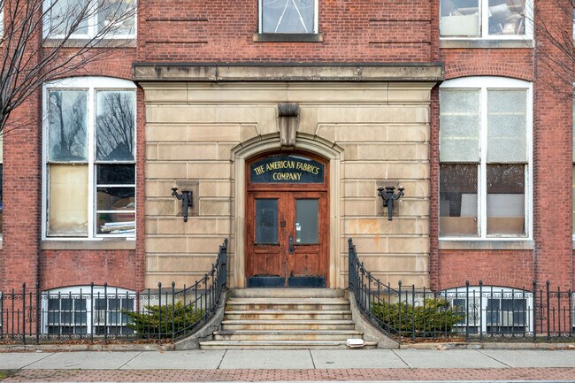 Plus de détails pour 1069 Connecticut Ave, Bridgeport, CT - Industriel à louer