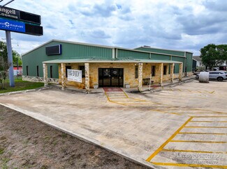 Plus de détails pour 2301 10th St, Floresville, TX - Flex à vendre
