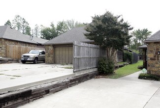 Plus de détails pour 4940 E 73rd St, Tulsa, OK - Bureau à vendre