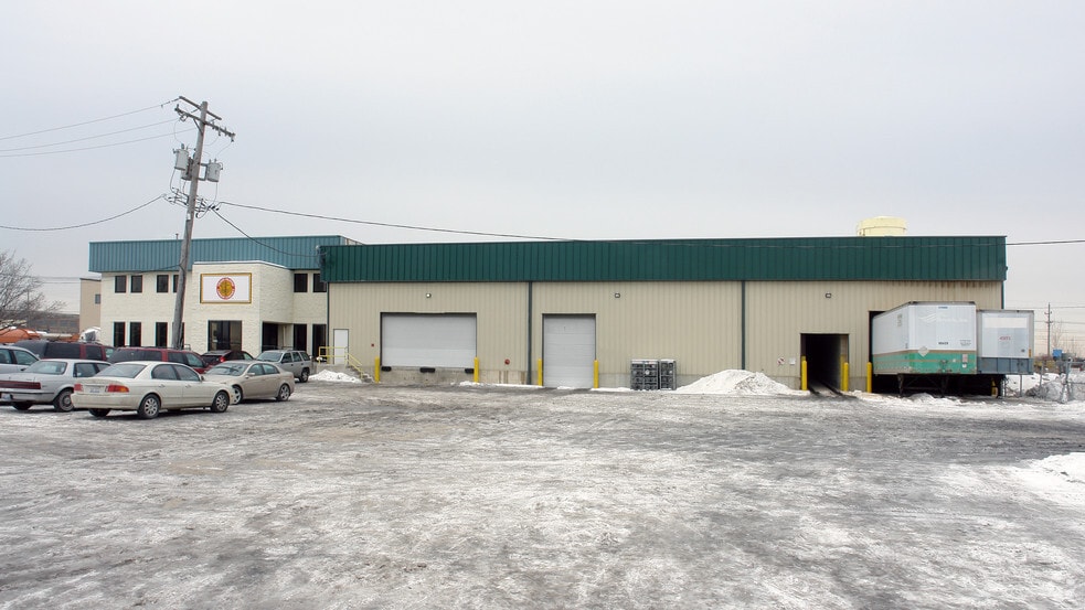 5701 W 66th St, Chicago, IL for lease - Building Photo - Image 2 of 2