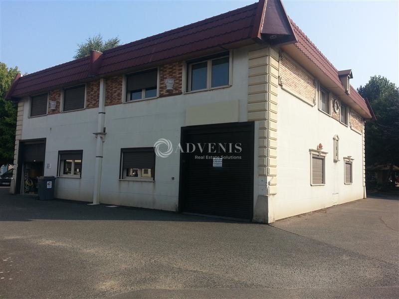 Flex in Massy for lease Building Photo- Image 1 of 8