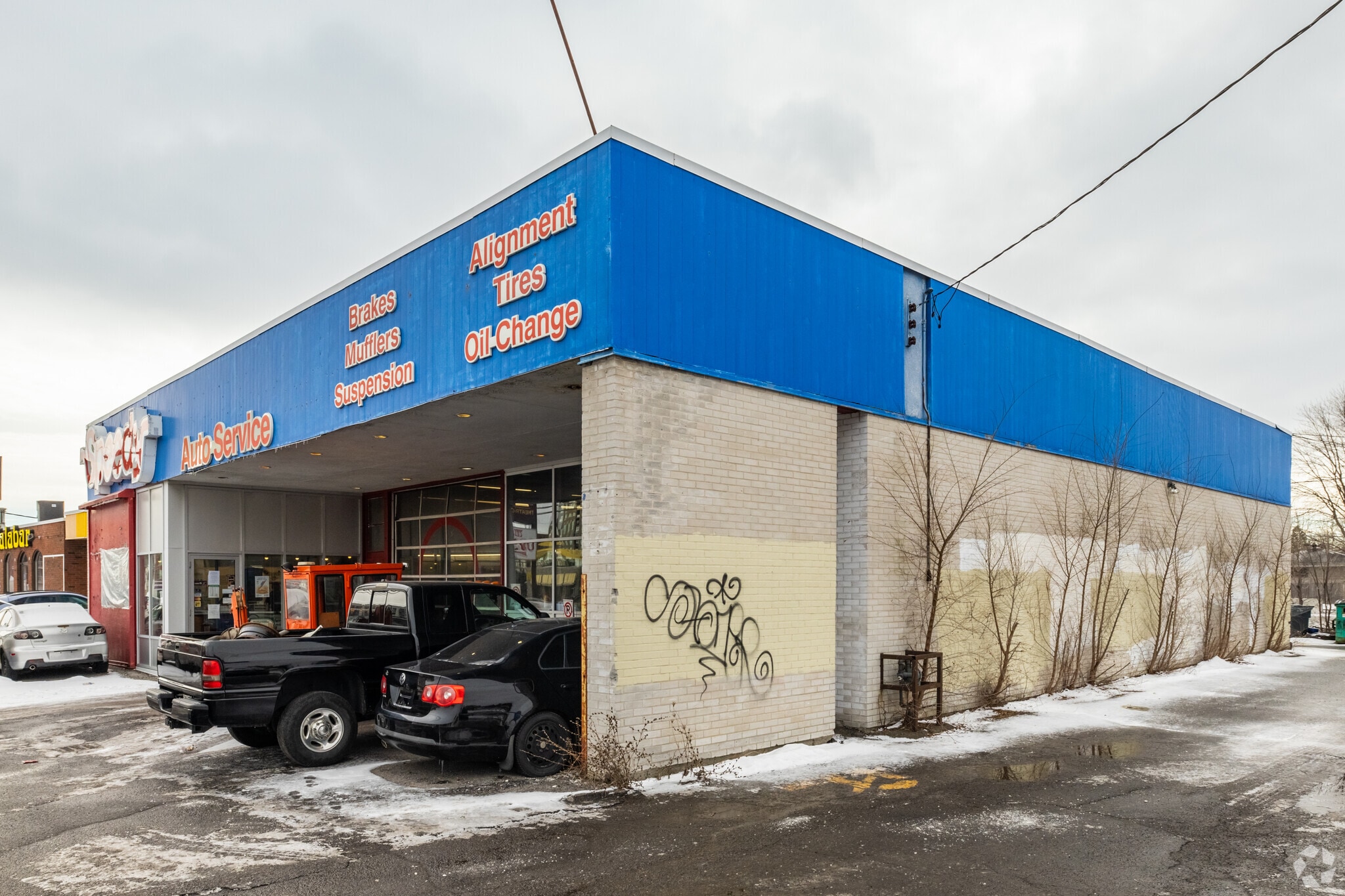 1608 Merivale Rd, Ottawa, ON for sale Primary Photo- Image 1 of 1