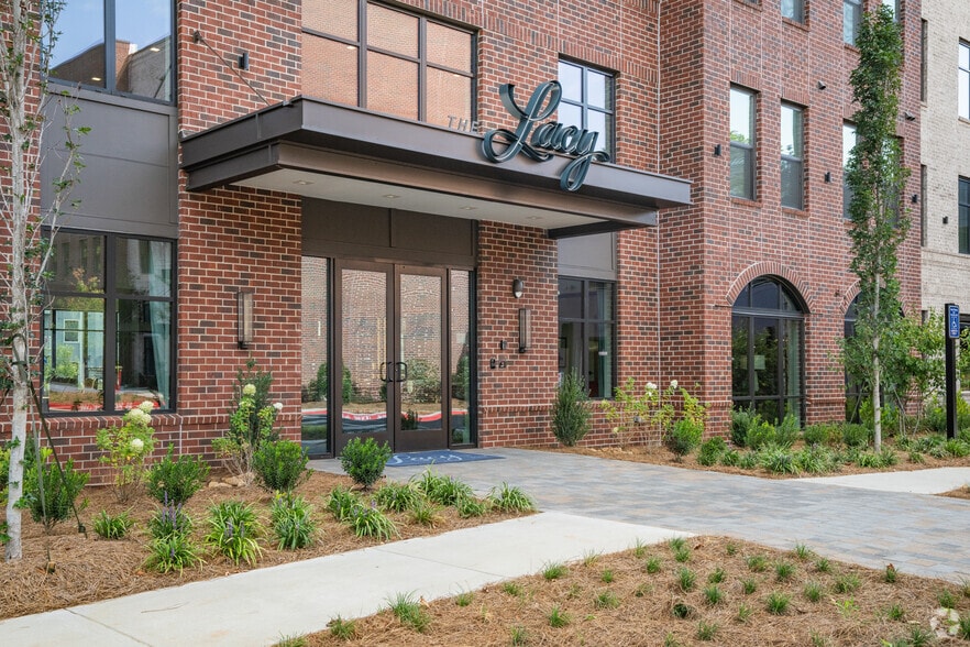 2652 S Main St, Kennesaw, GA à louer - Photo du bâtiment - Image 3 de 68