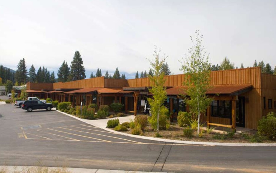 12177 Business Park Dr, Truckee, CA à louer - Photo du bâtiment - Image 1 de 8